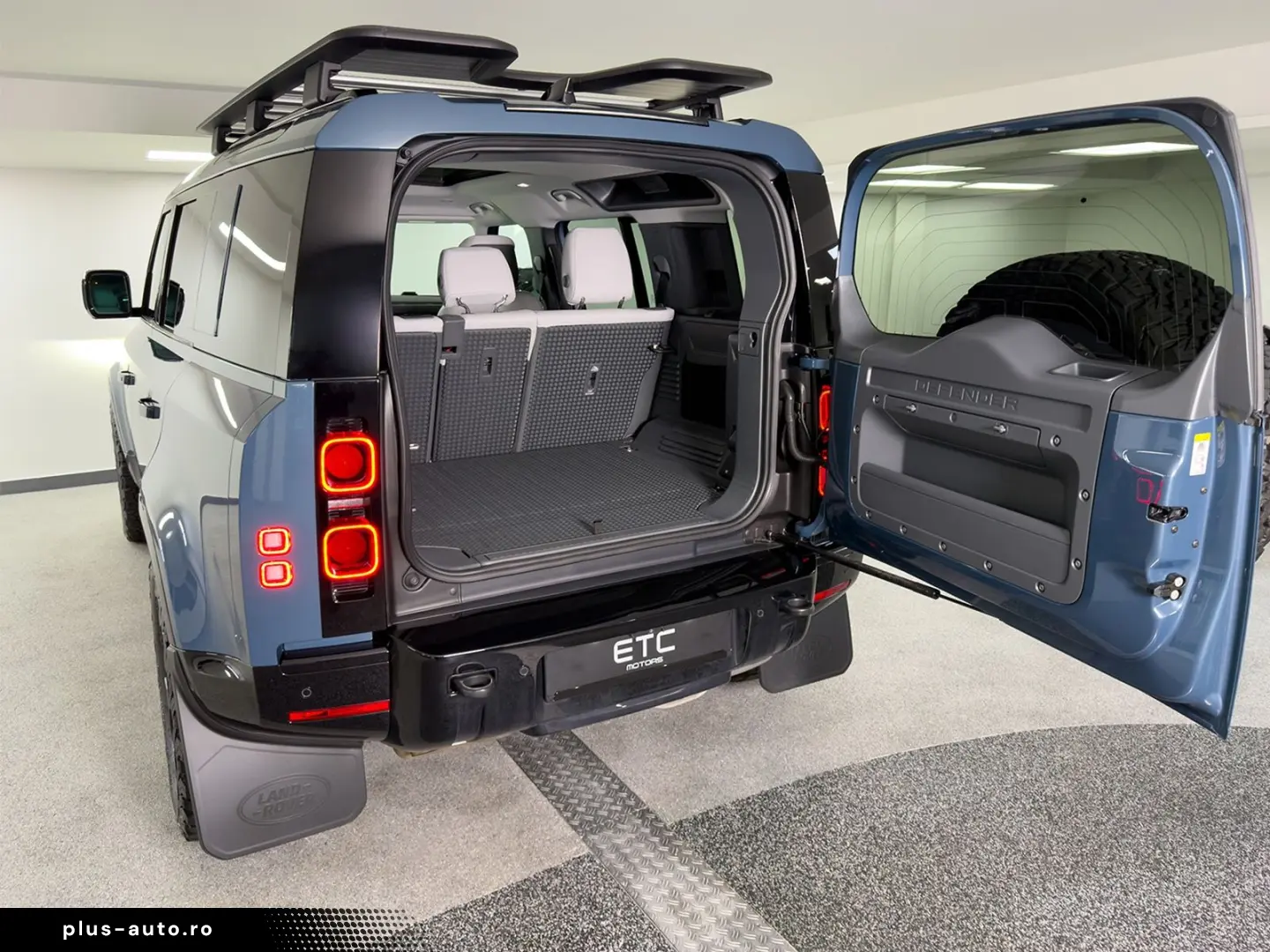 LAND ROVER DEFENDER 110 D300 HSE X-DYNAMIC 3.0 Diesel