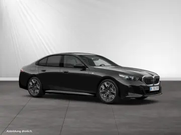 BMW 520d xDrive M Sport AHK Pano 20 LMR Standhzg.