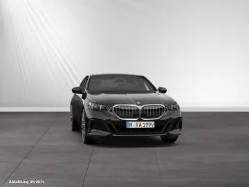 BMW 520d xDrive M Sport AHK Pano 20 LMR Standhzg.
