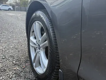 Ford Mondeo Titanium 1.5 Benzina Automat