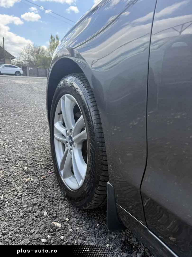 Ford Mondeo Titanium 1.5 Benzina Automat