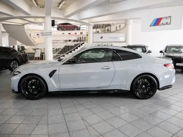BMW M4 Competition Aut Nav HuD Laser h&k Drive Park