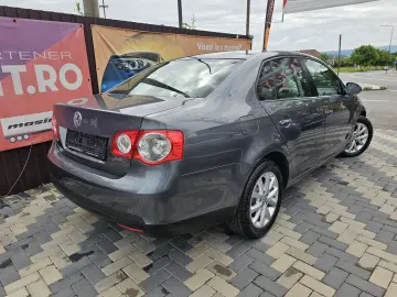 Vw Jetta 1.4TSI 122 cai 2010 Navigatie