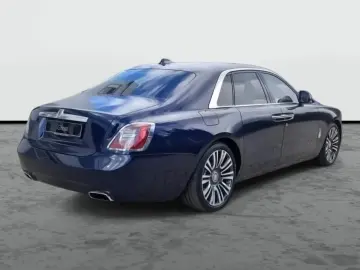 ROLLS ROYCE Ghost  PROVENANCE