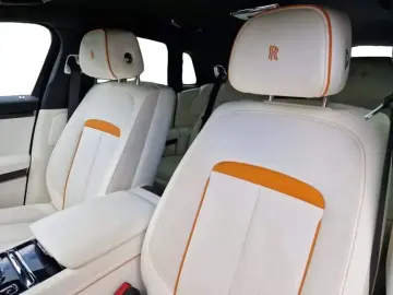 ROLLS ROYCE Ghost  PROVENANCE