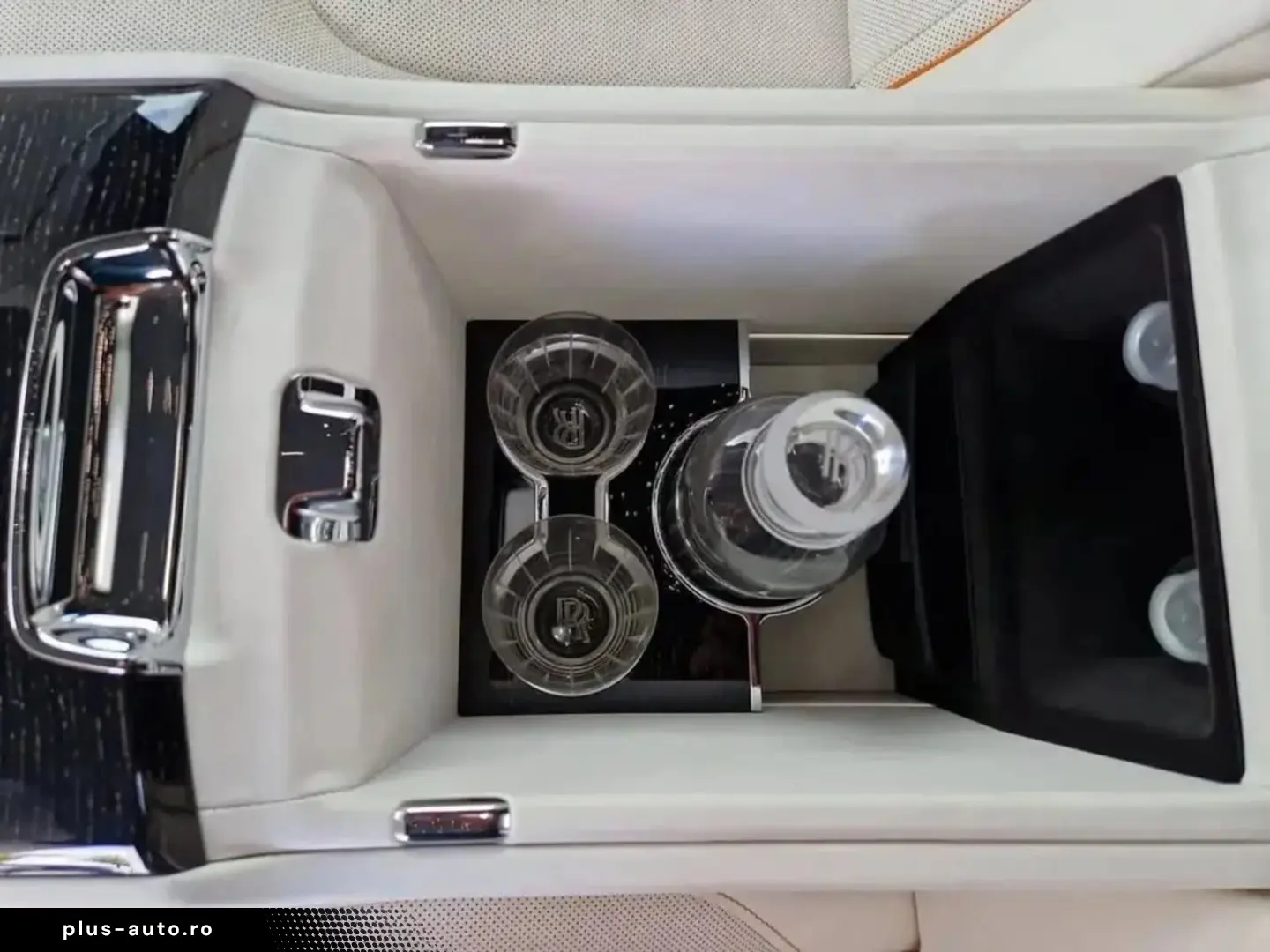 ROLLS ROYCE Ghost  PROVENANCE