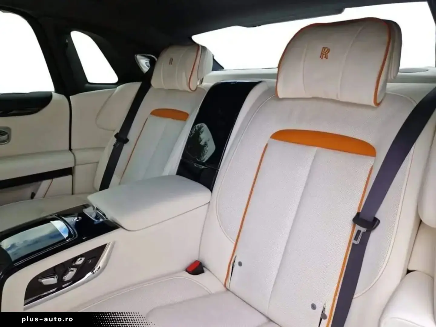 ROLLS ROYCE Ghost  PROVENANCE