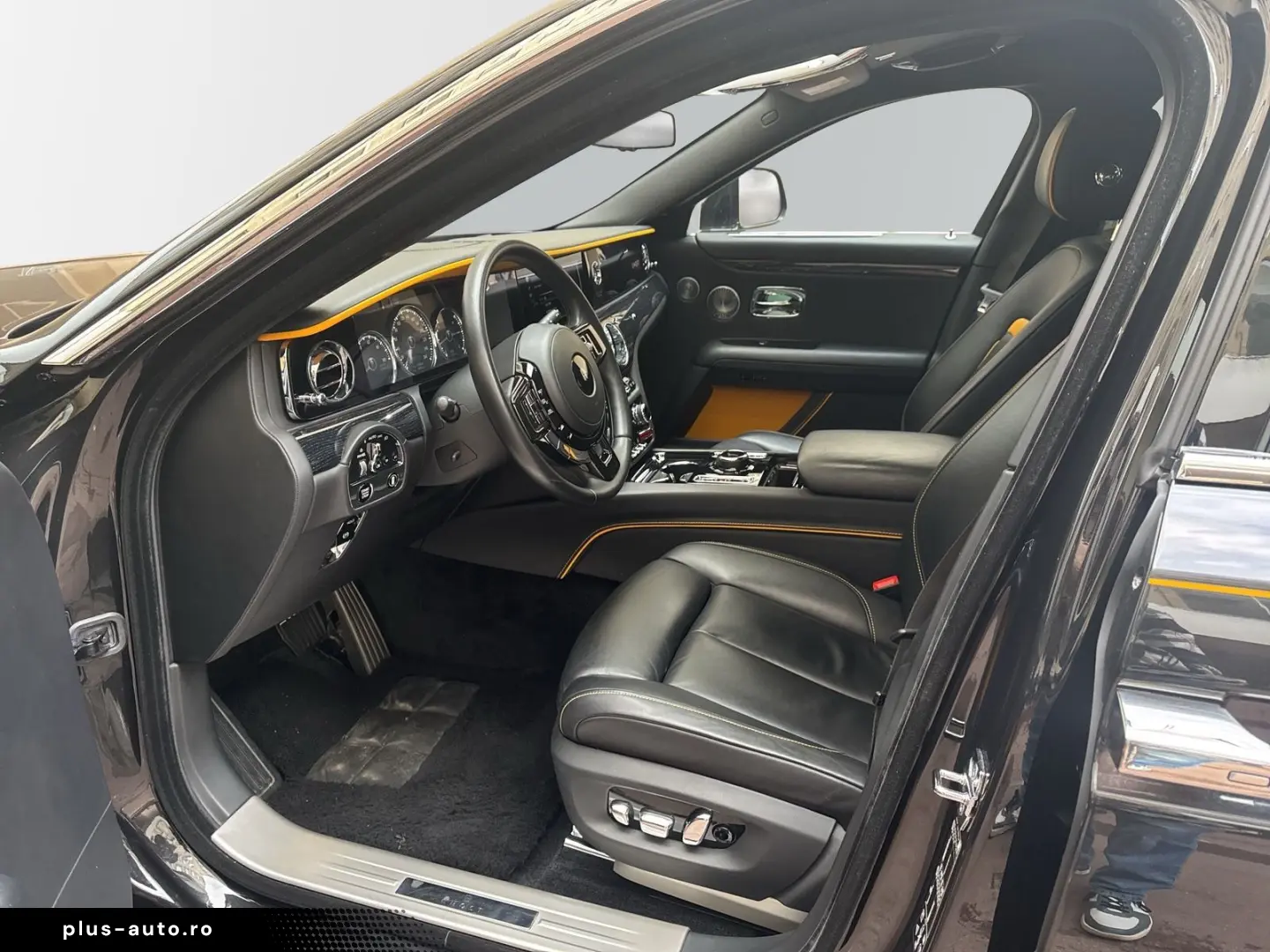 ROLLS ROYCE Ghost Silver Badge  Shooting Star Headliner  TV