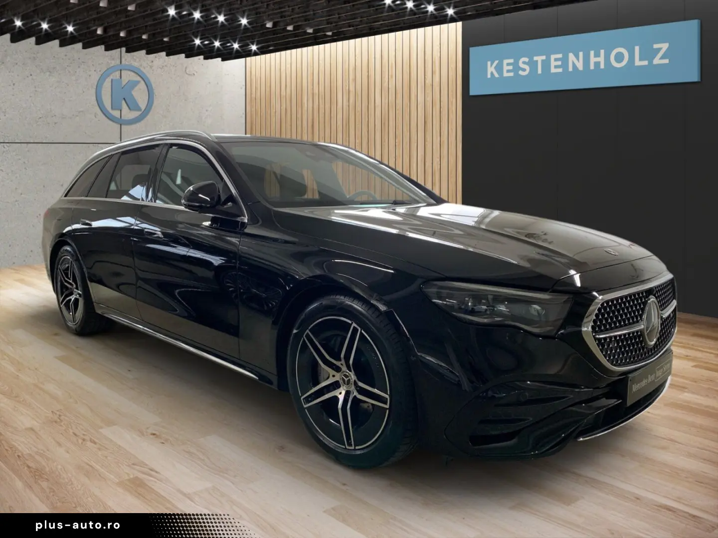 MERCEDES-BENZ E 200 d T  AMG AHK MEMO PANO 360 KAM DISTR