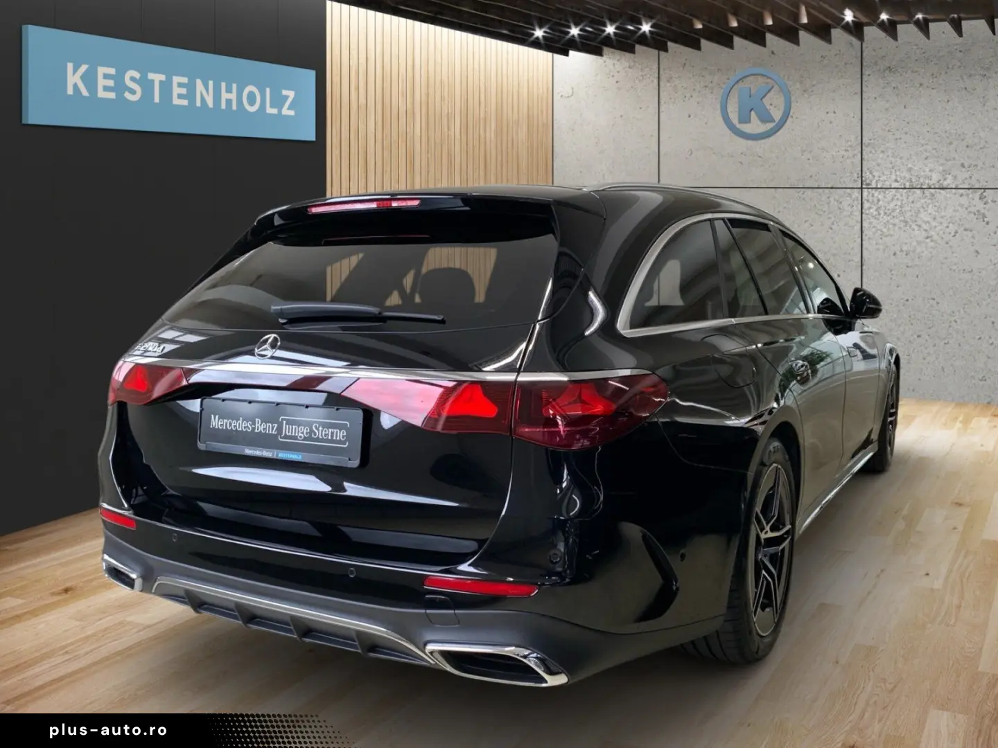 MERCEDES-BENZ E 200 d T  AMG AHK MEMO PANO 360 KAM DISTR