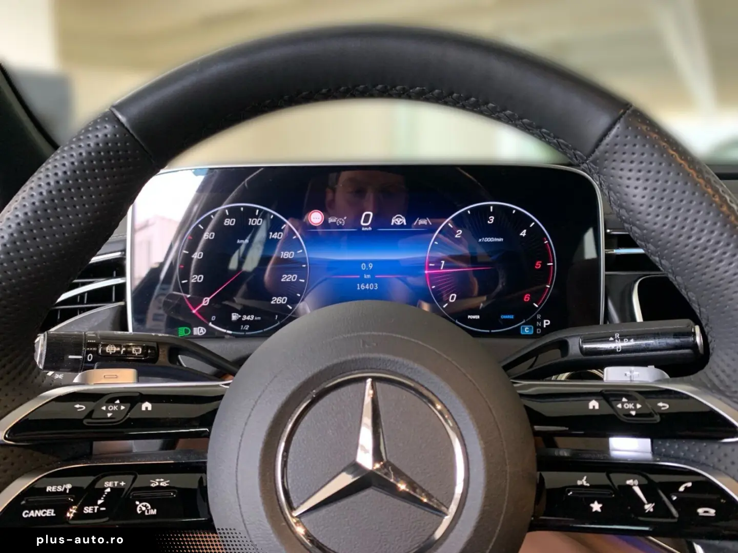 MERCEDES-BENZ E 200 d T  AMG AHK MEMO PANO 360 KAM DISTR