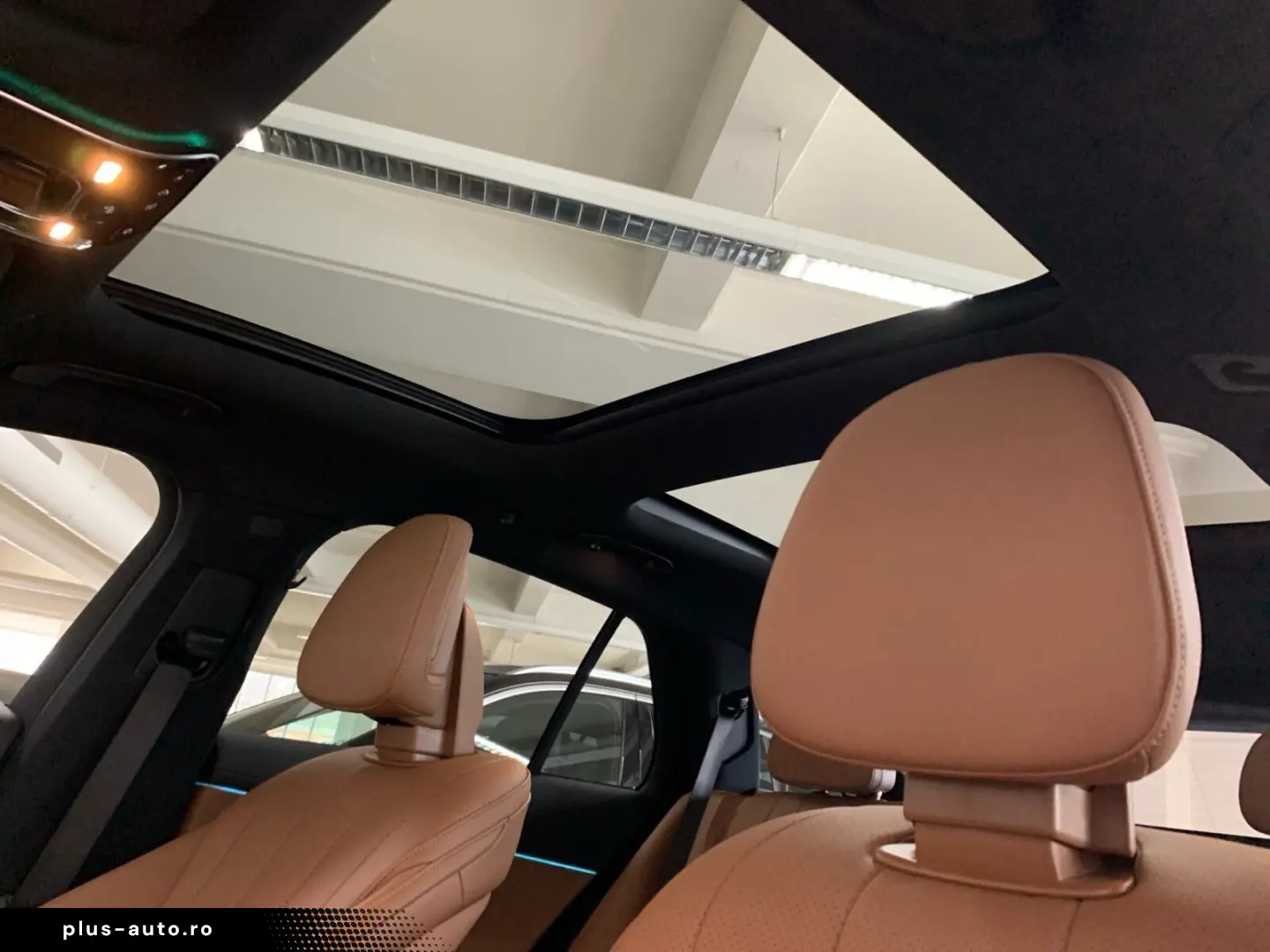MERCEDES-BENZ E 200 d T  AMG AHK MEMO PANO 360 KAM DISTR