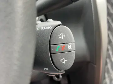Dacia Sandero Stepway 1.6i
