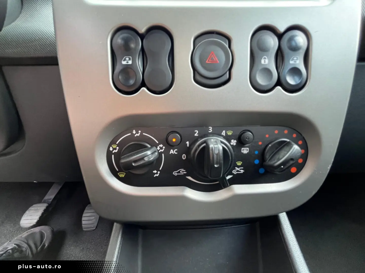Dacia Sandero Stepway 1.6i