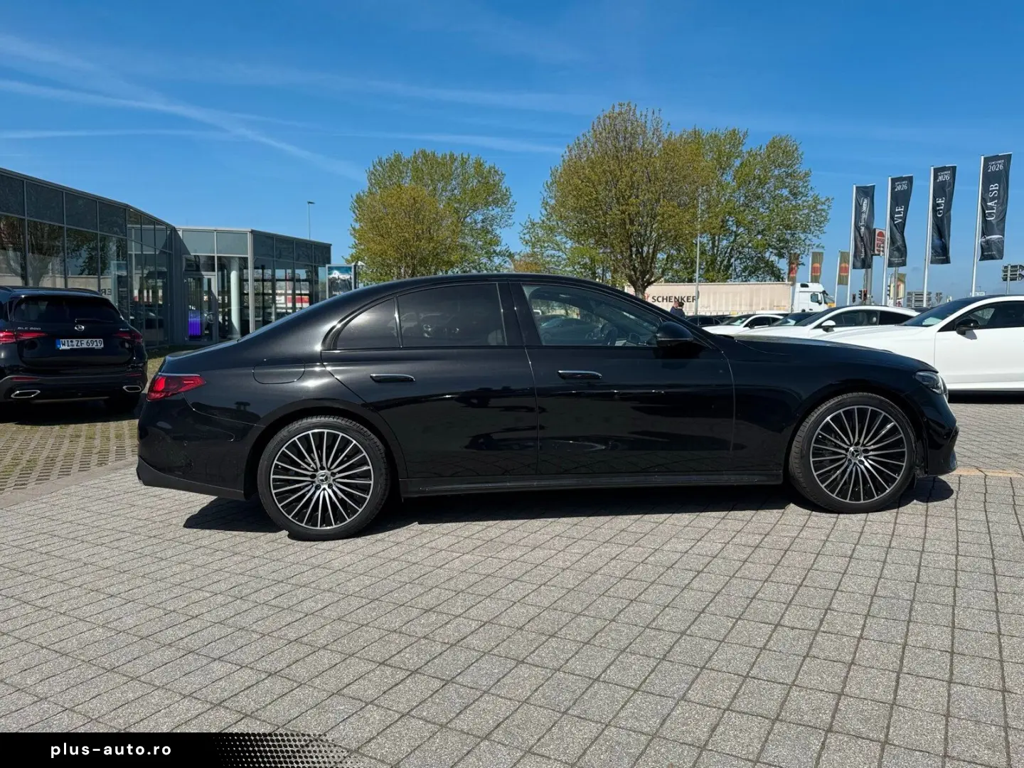 MERCEDES-BENZ E 200 AMG Premium  Superscreen 20 Zoll