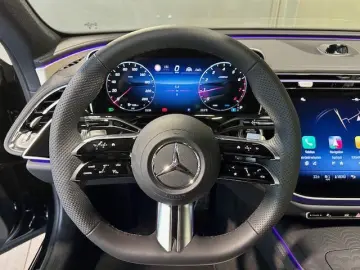MERCEDES-BENZ E 200 AMG Night Pano Dist 20  Superscr&hellip;