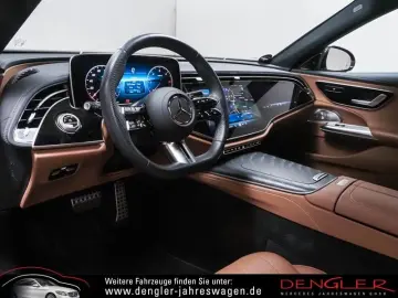 MERCEDES-BENZ E 220 d PANO SCREEN SOUND 360 AMG Line&hellip;