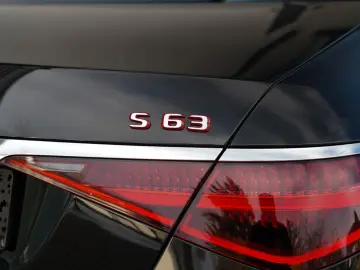 MB S 63 e AMG 4Matic  L  CARBON KERAMIK  EXCLUSIVE