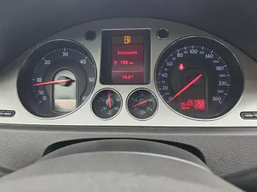 Vw Passat 2.0 TDI 2009 Navigatie 6 1 viteze