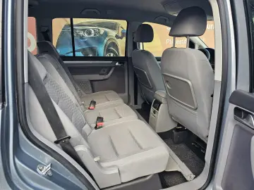 Vw touran 1.9 TDI 2008 7 locuri 6 1 viteze