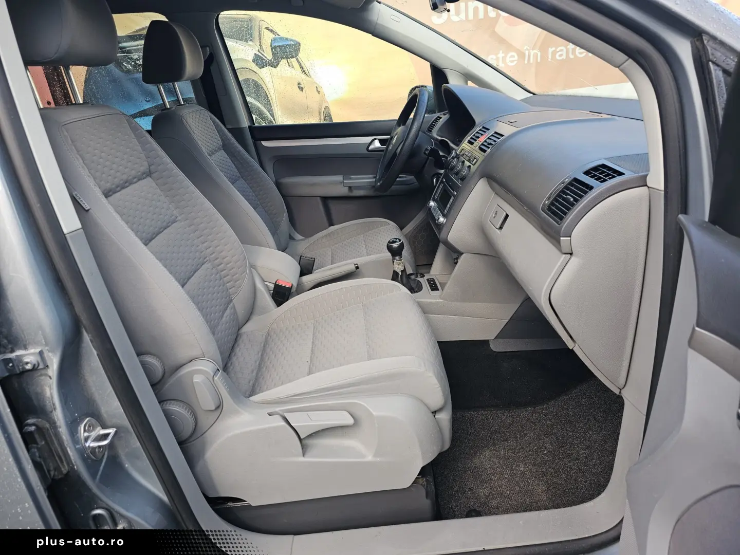 Vw touran 1.9 TDI 2008 7 locuri 6 1 viteze