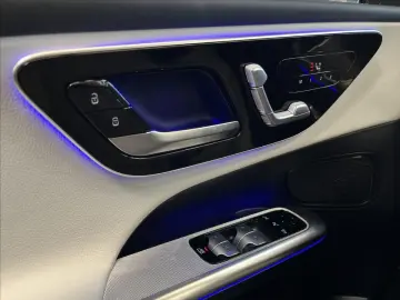 MERCEDES-BENZ GLC 220d 4MATIC AMG Line Night
