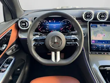 MERCEDES-BENZ GLC 300 d Coupé 4M AMG BURM NIGHT PANO…