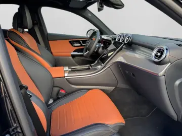 MERCEDES-BENZ GLC 300 d Coupé 4M AMG BURM NIGHT PANO…