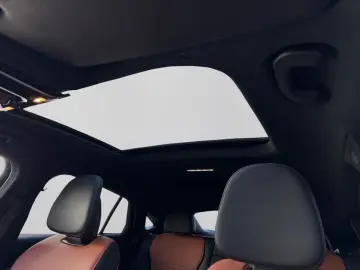 MERCEDES-BENZ GLC 300 d Coupé 4M AMG BURM NIGHT PANO…