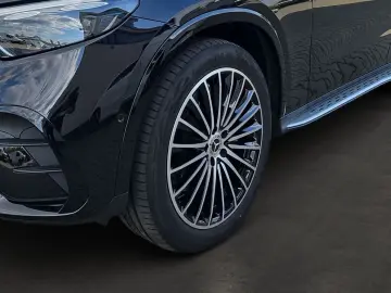 MERCEDES-BENZ GLC 300 4M AMG Night AHK Pano Memory 3…