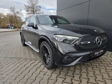 MERCEDES-BENZ GLC 300 d 4M AMG AIRMATIC AHK PANO DISTR STHZ