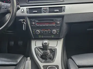 Bmw E90 320d(distributie fata) 163 cai M-pachet 2007