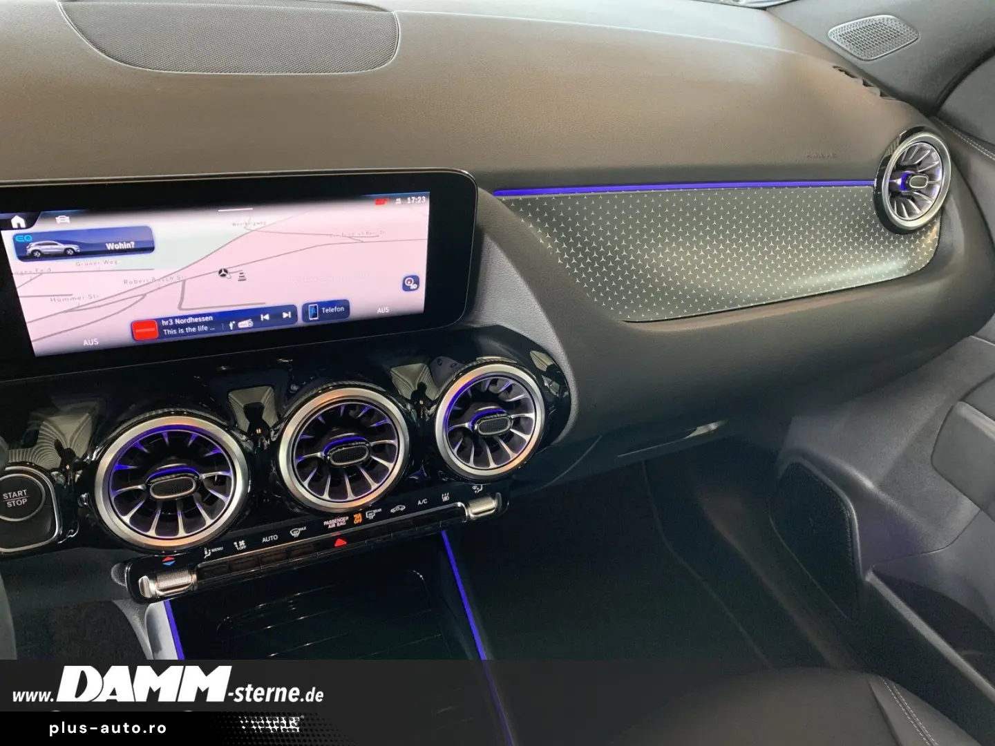 MERCEDES-BENZ EQA 250 Progressive CarPlay