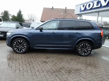 VOLVO XC90 Ultra Dark T8 AWD FourC B&W AHK Pano 360