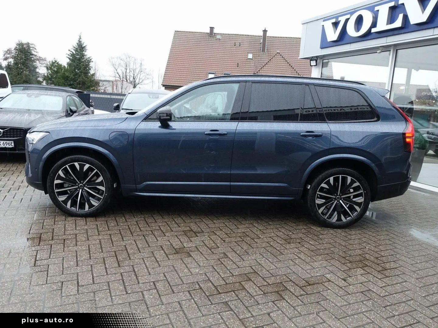 VOLVO XC90 Ultra Dark T8 AWD FourC B&W AHK Pano 360