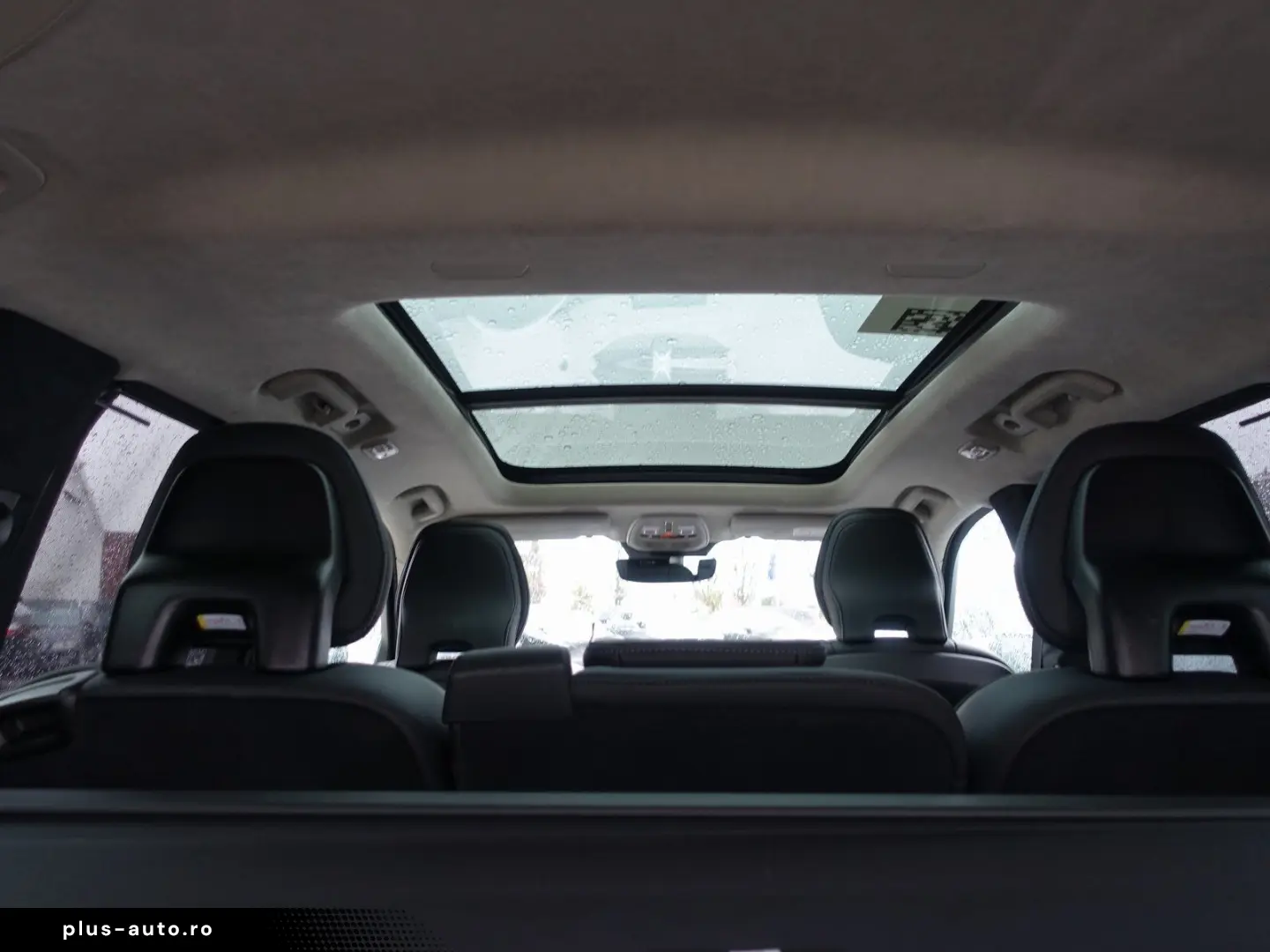VOLVO XC90 Ultra Dark T8 AWD FourC B&W AHK Pano 360