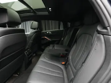 BMW X6 4.0i Pano H&K M Sport R21 Laser Carbon