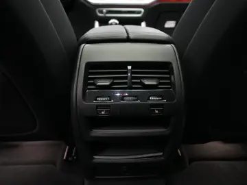 BMW X6 4.0i Pano H&K M Sport R21 Laser Carbon