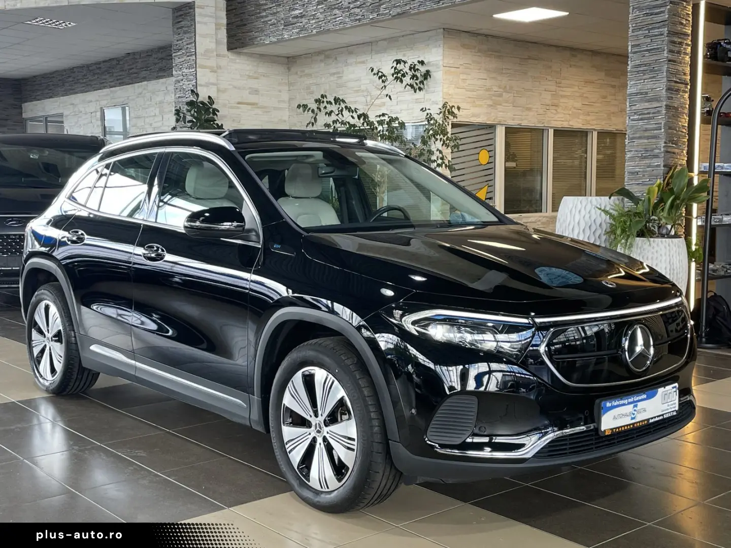MERCEDES-BENZ EQA 250 Progressive Pano. SHZ PDC Navi&hellip;