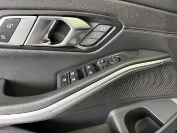 BMW 320iLim. M Sport a.LED ACC Navi Kamera Leder DAB