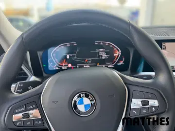 BMW 320 i xDrive Limousine BMW-Selective Beam Anhäng