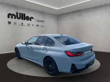 BMW 330i M SPORT LED GLASDACH HARMAN KARDON