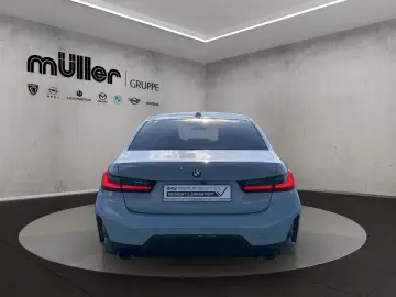 BMW 330i M SPORT LED GLASDACH HARMAN KARDON