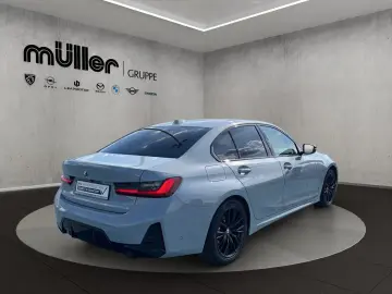 BMW 330i M SPORT LED GLASDACH HARMAN KARDON