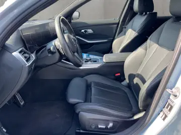 BMW 330i M SPORT LED GLASDACH HARMAN KARDON