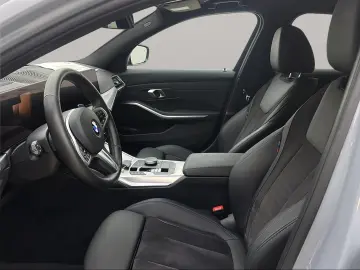 BMW 330i xDrive Limousine M Sport Standheizung HiFi