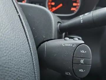 Dacia Duster 1.5 dci 4x4 2011 Tapiterie material Euro5