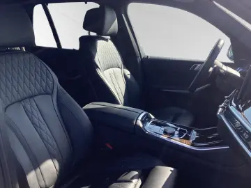 BMW X5 xDrive30d  Manhattan  M Sport AHK Pano
