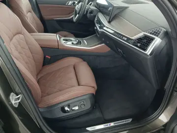 BMW X5 xDrive50e M Sport AHK Komfortsitze DAPr. Pano