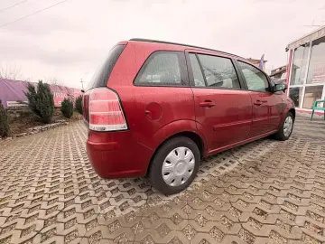 Opel Zafira 1.6 MPI 2010
